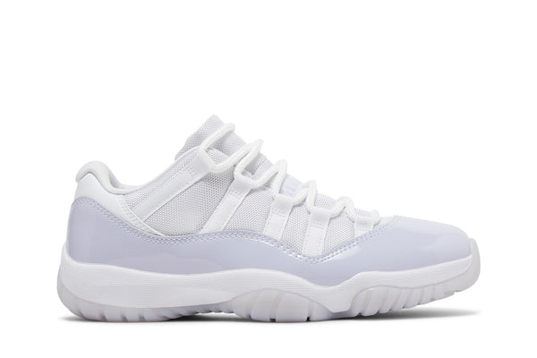 Wmns Air Jordan 11 Retro Low 'Pure Violet'