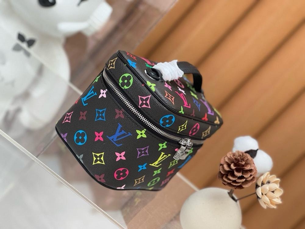 Classic Black Shoulder Bag Black/White 20x13.5x12cm