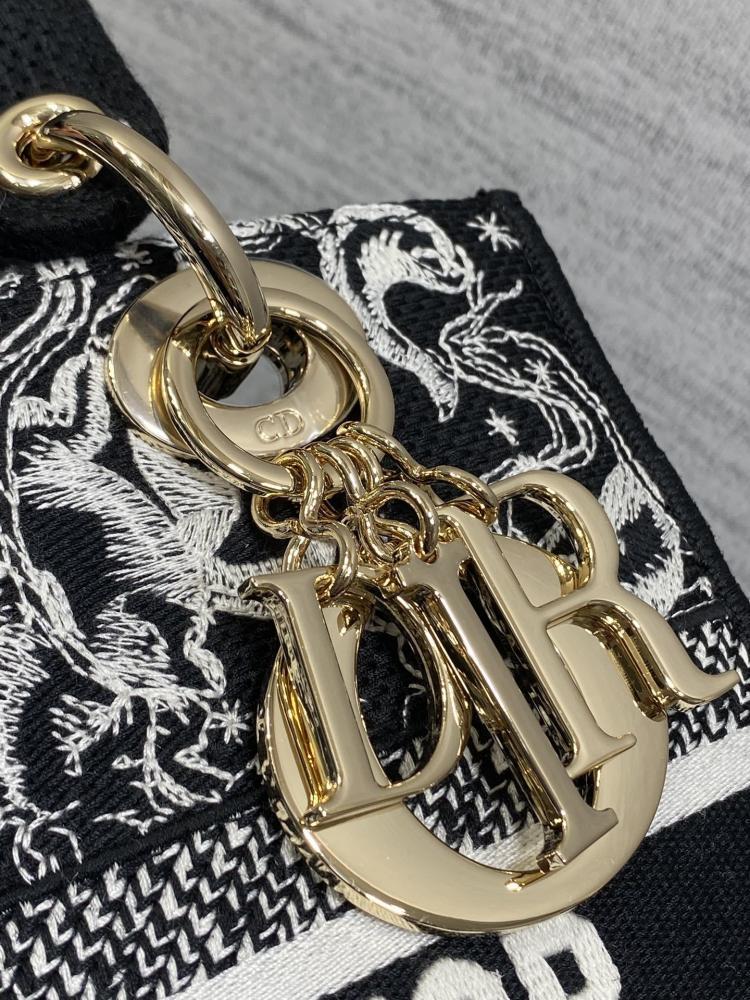 Embroidered Top Handle Bag Pink