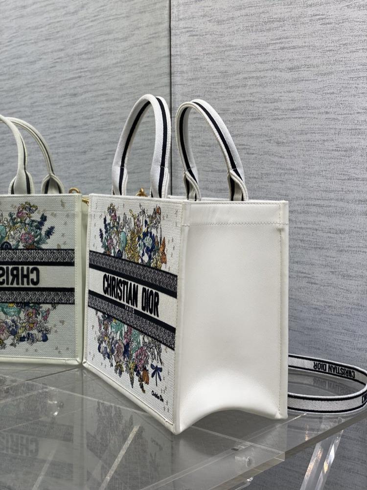 Top Handle Bag Style 510624703