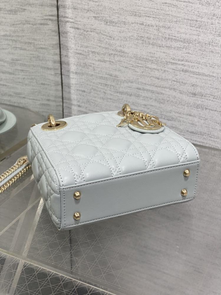 Classic Top Handle Bag Style 339021253