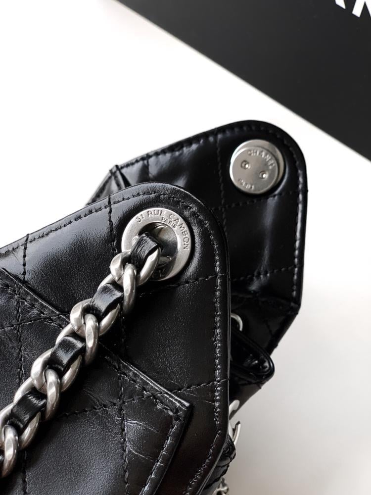 Leather Bucket Bag Style 51319649