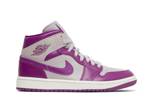 Wmns Air Jordan 1 Mid 'Magenta'