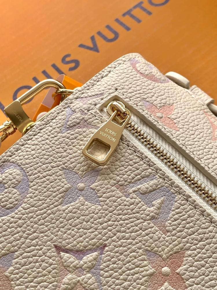 Classic Luxury Top Handle Bag Style 1605813517