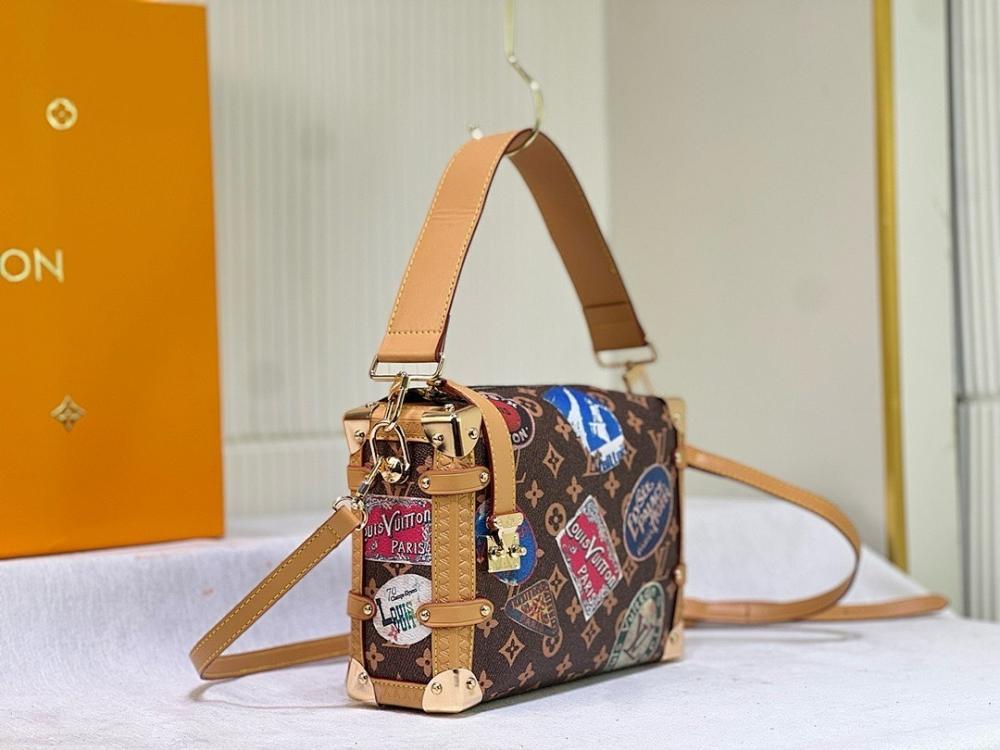 Stylish Refined Leather Shoulder Bag 21x14x6cm