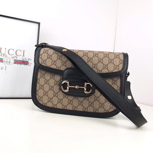 Modern Italian-Inspired Top Handle Bag 25x18x8cm