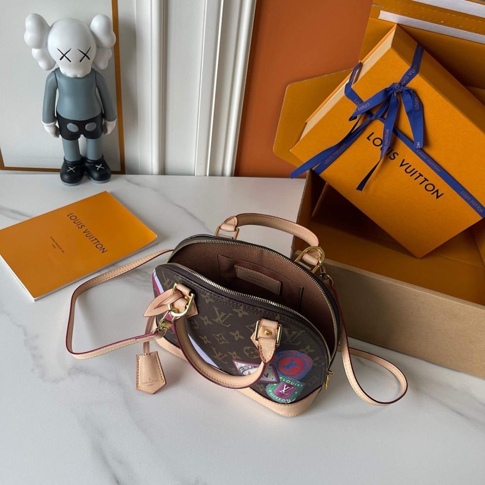 Alma Monogram Leather Shoulder Bag 25x19x12cm