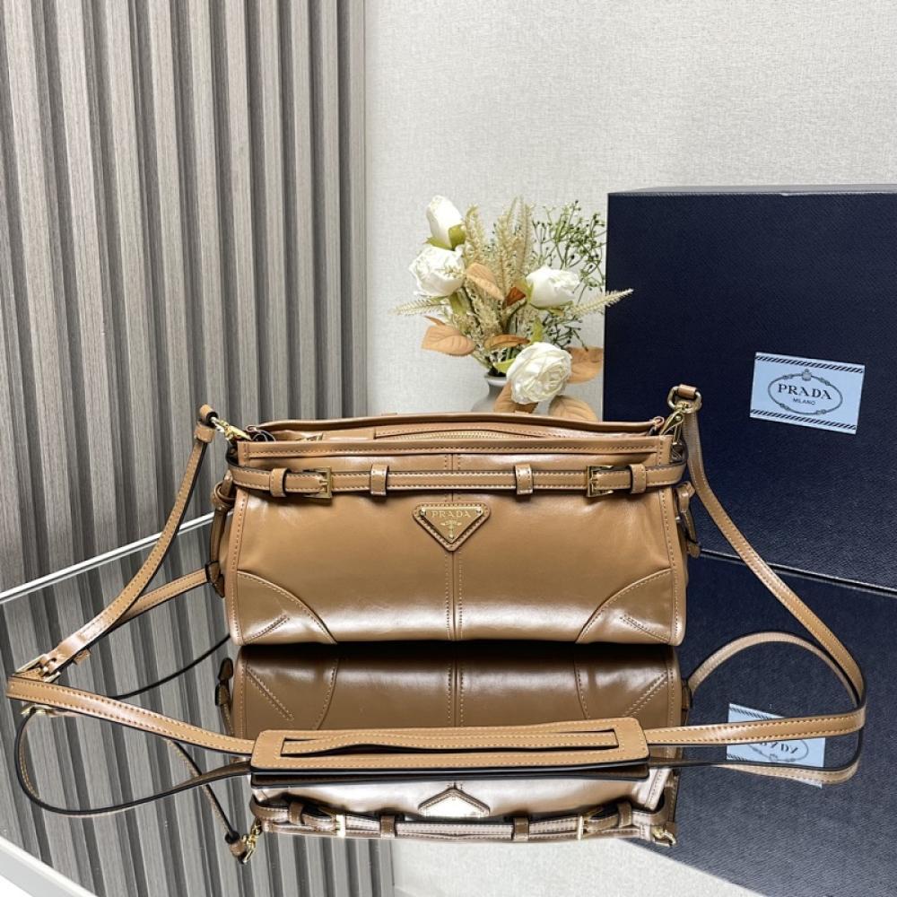 Leather Crossbody Bag Style 820245651