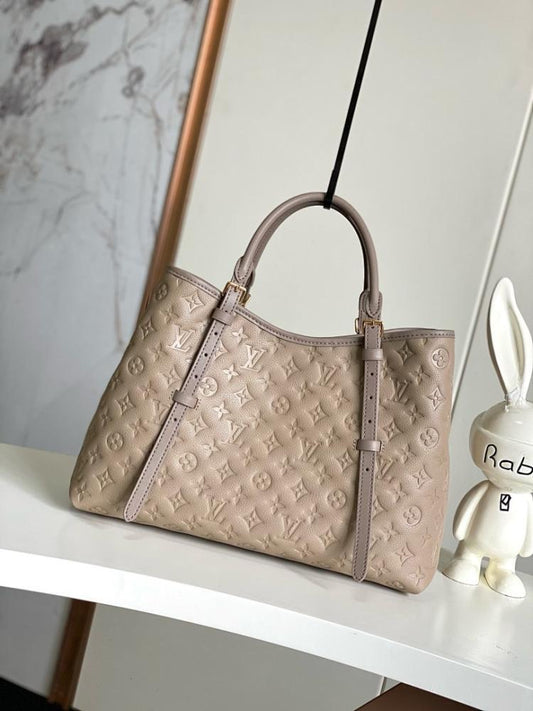 Modern Italian-Inspired Leather Shoulder Bag 37x26x14cm