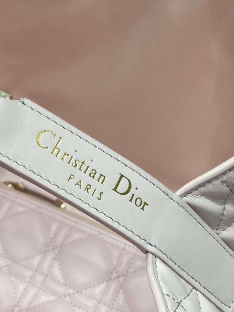 Classic Calfskin Top Handle Bag Style 318267375
