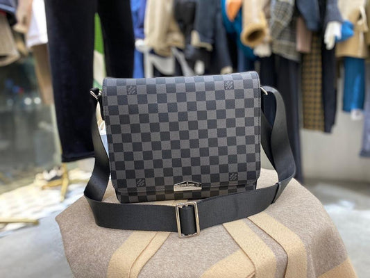 Elegant Premium Leather Top Handle Bag 27x22.5x7.5cm