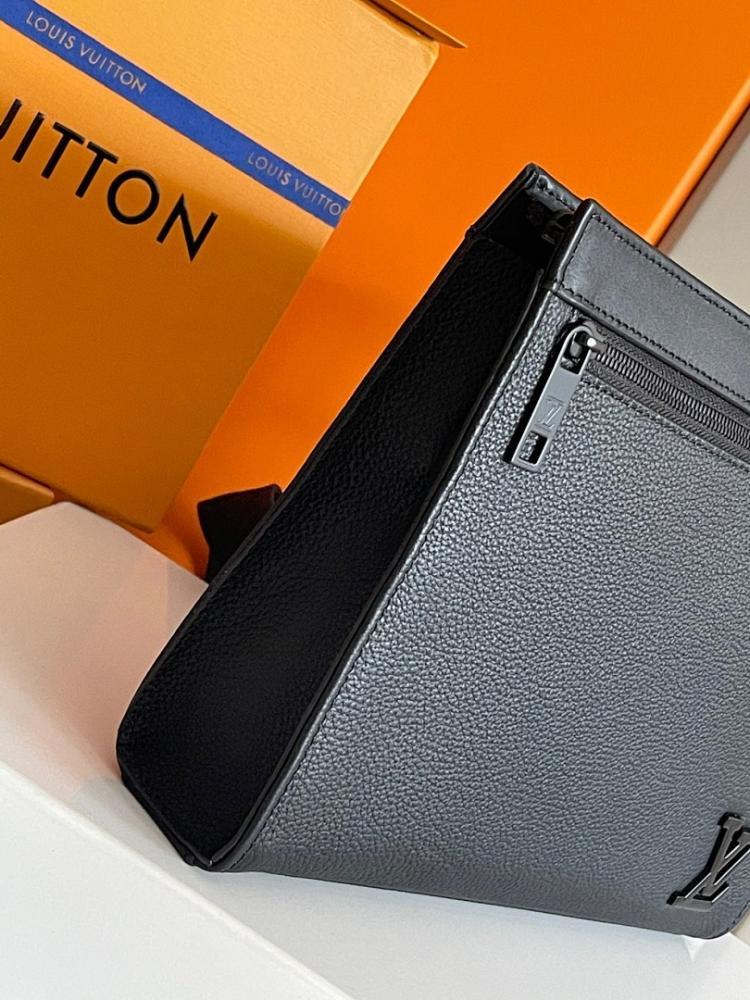 Italian-Inspired Luxury Leather Shoulder Bag 28x21x6cm