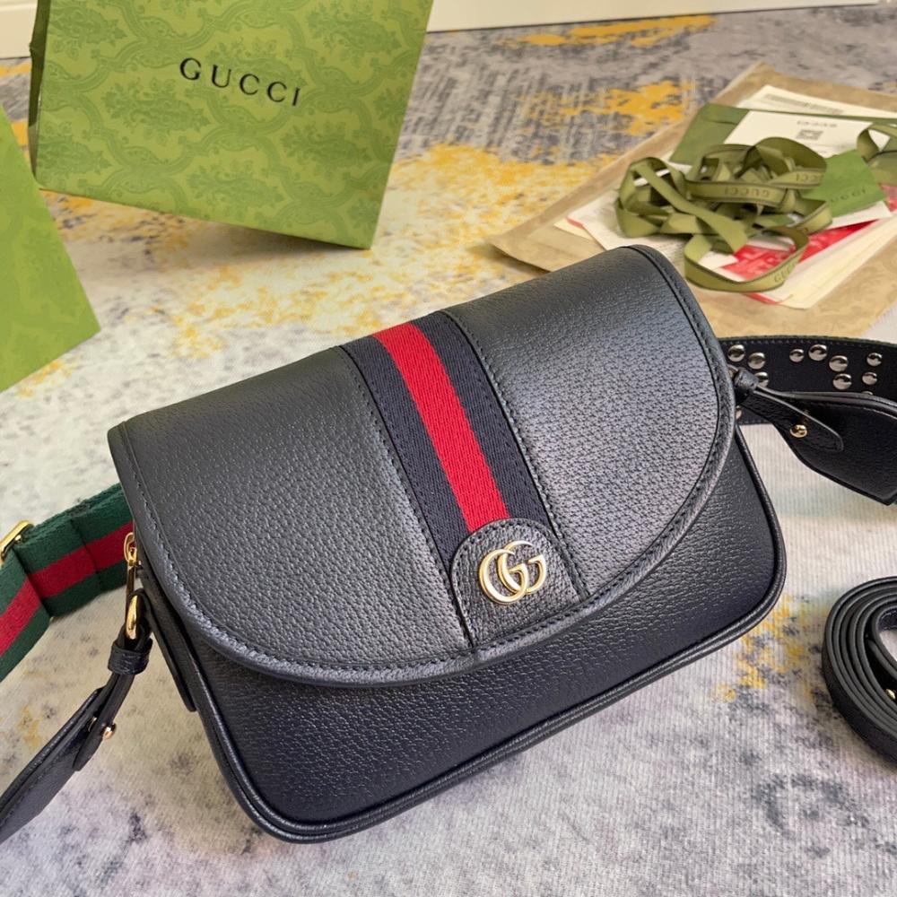Classic Refined Top Handle Bag 23x17x7cm