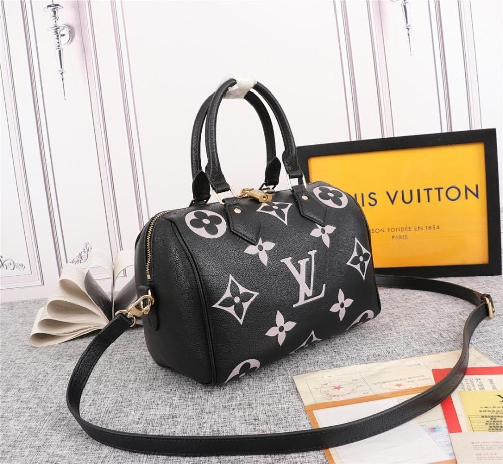 Stylish Leather Backpack 25x19x15cm