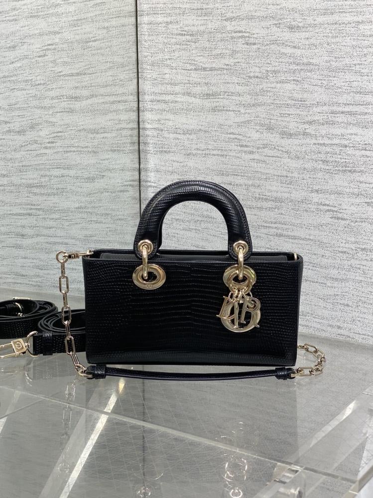Classic Top Handle Bag Style 621193171