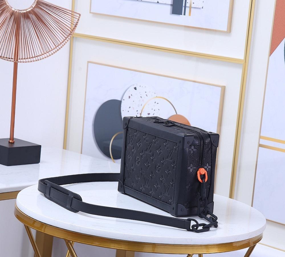 Modern Luxury Leather Shoulder Bag 25x18x10cm