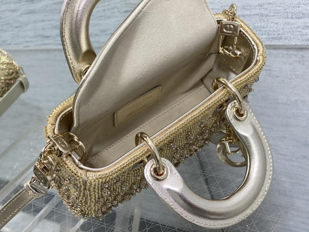 Embroidered Wallet Style 920154732