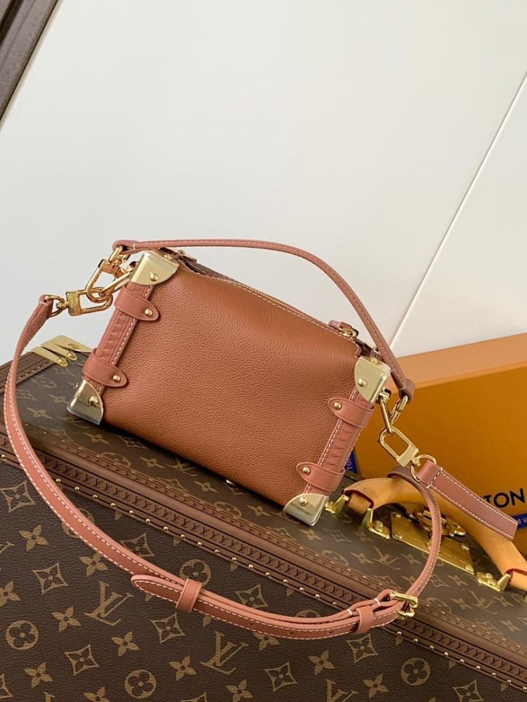Modern Elegant Calfskin Travel Bag 21x14x6cm