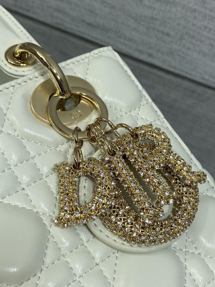 Top Handle Bag Style 114698849