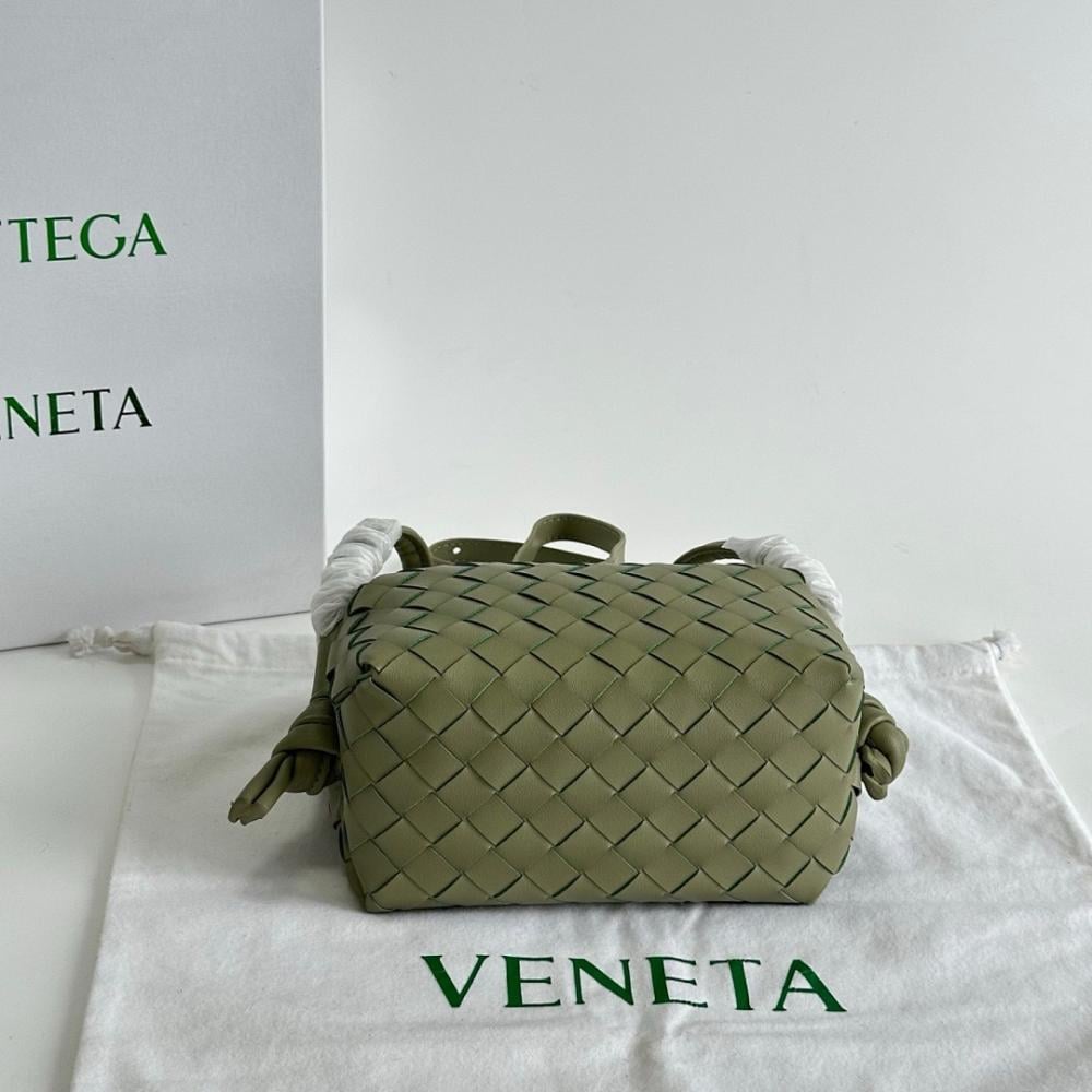 Modern Premium Leather Shoulder Bag 12x19x9cm