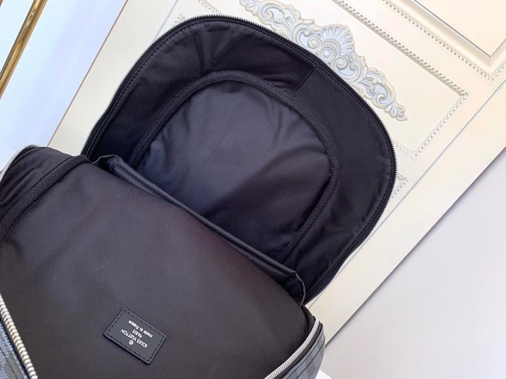 Modern Quilted Shoulder Bag