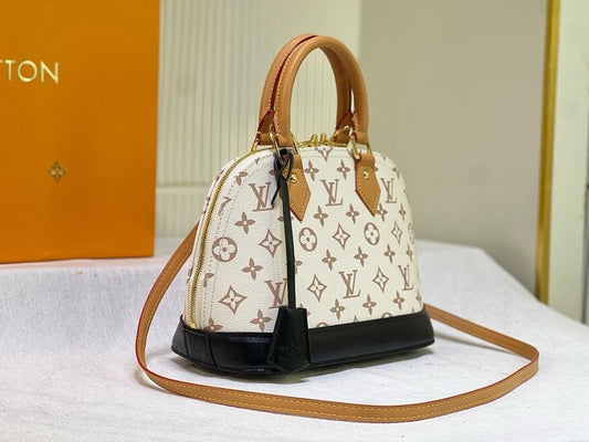 Luxury Stylish Leather Top Handle Bag 25x19x12cm