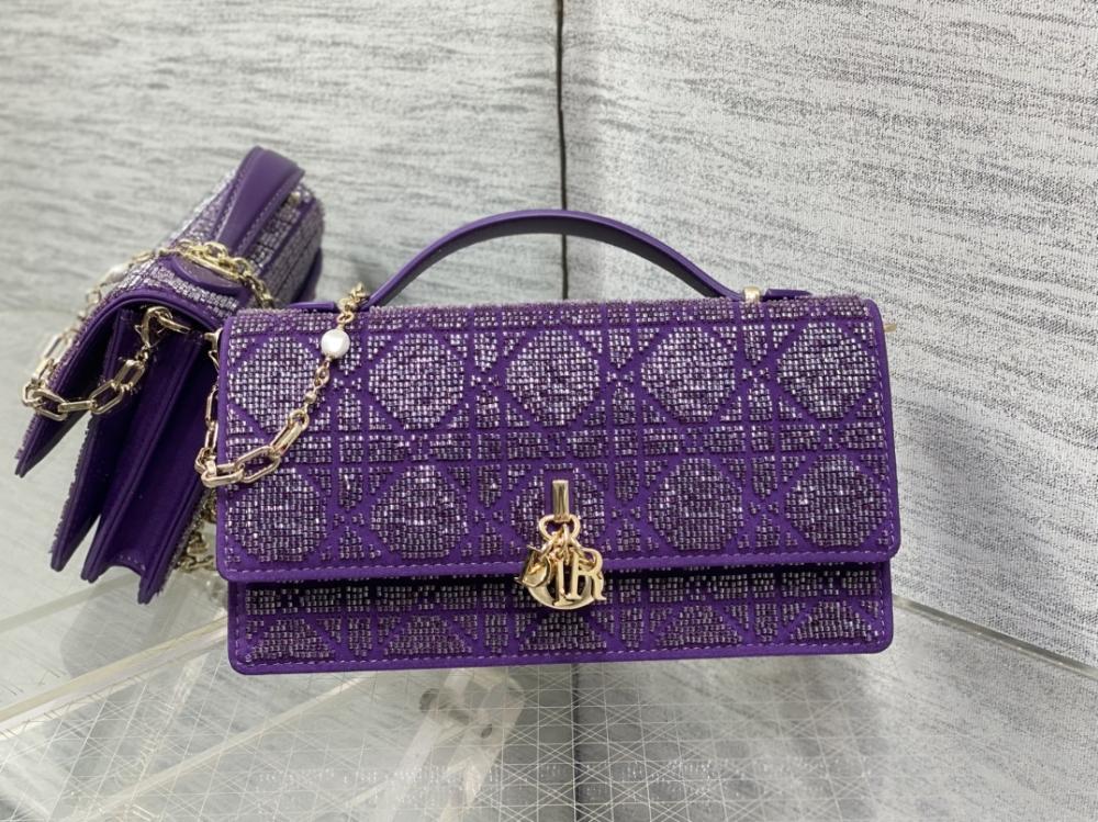Wallet Style 397744532