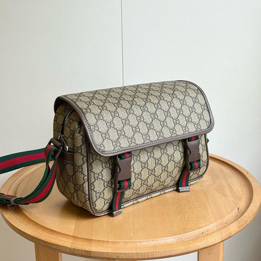 Elegant Stylish Top Handle Bag 27x20x10cm