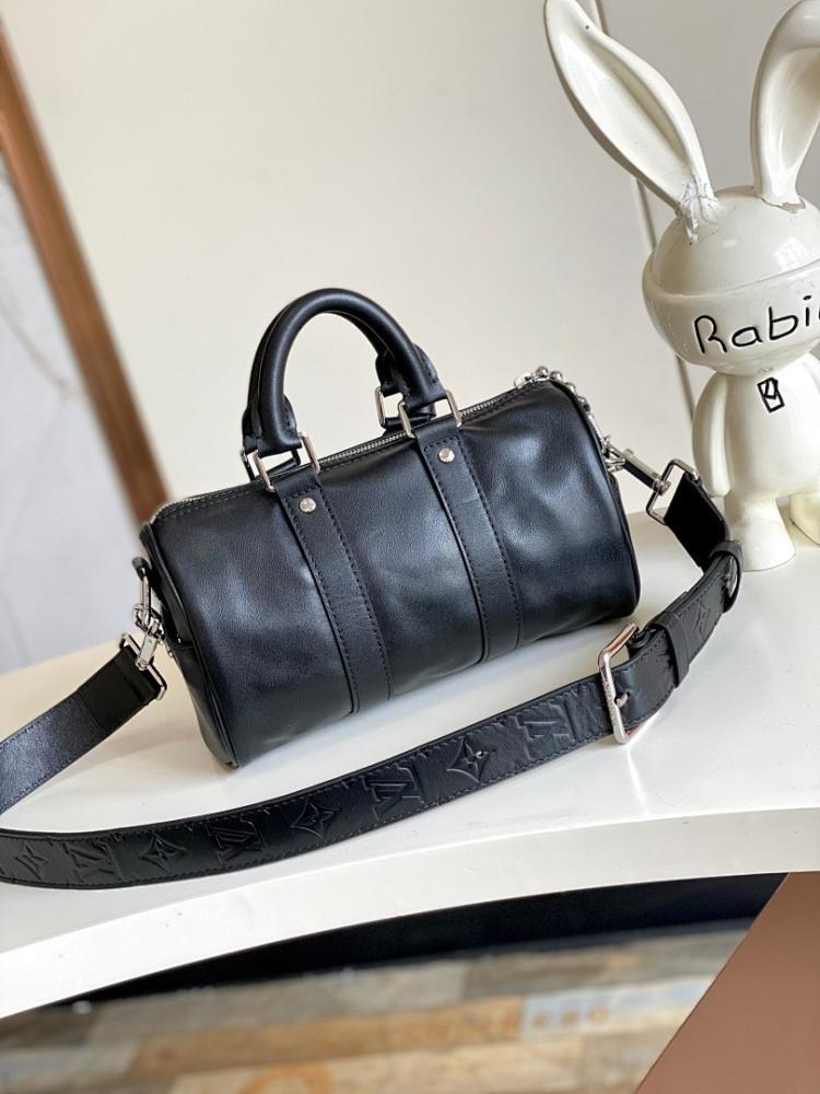 Italian-Inspired Elegant Leather Shoulder Bag 25x15x11cm