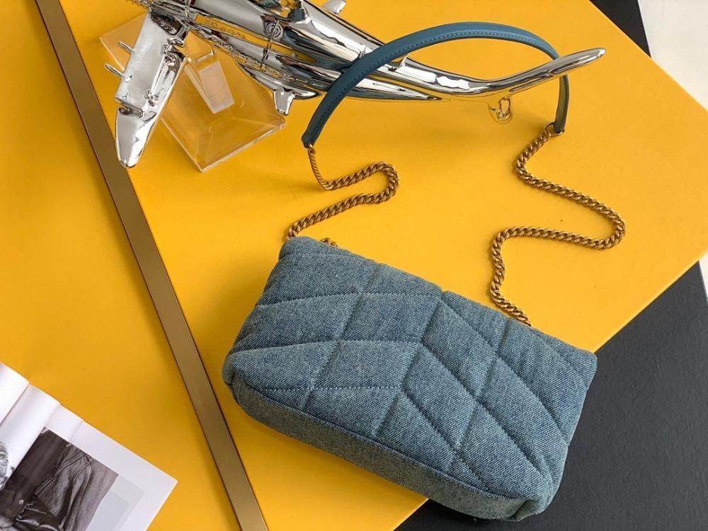 Stylish Gold Crossbody Bag
