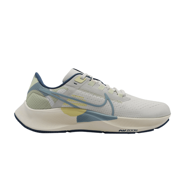 Wmns Air Zoom Pegasus 38 'White Boarder Blue'