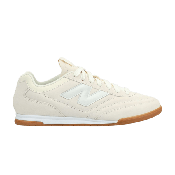 RC42 'Cream White Gum'