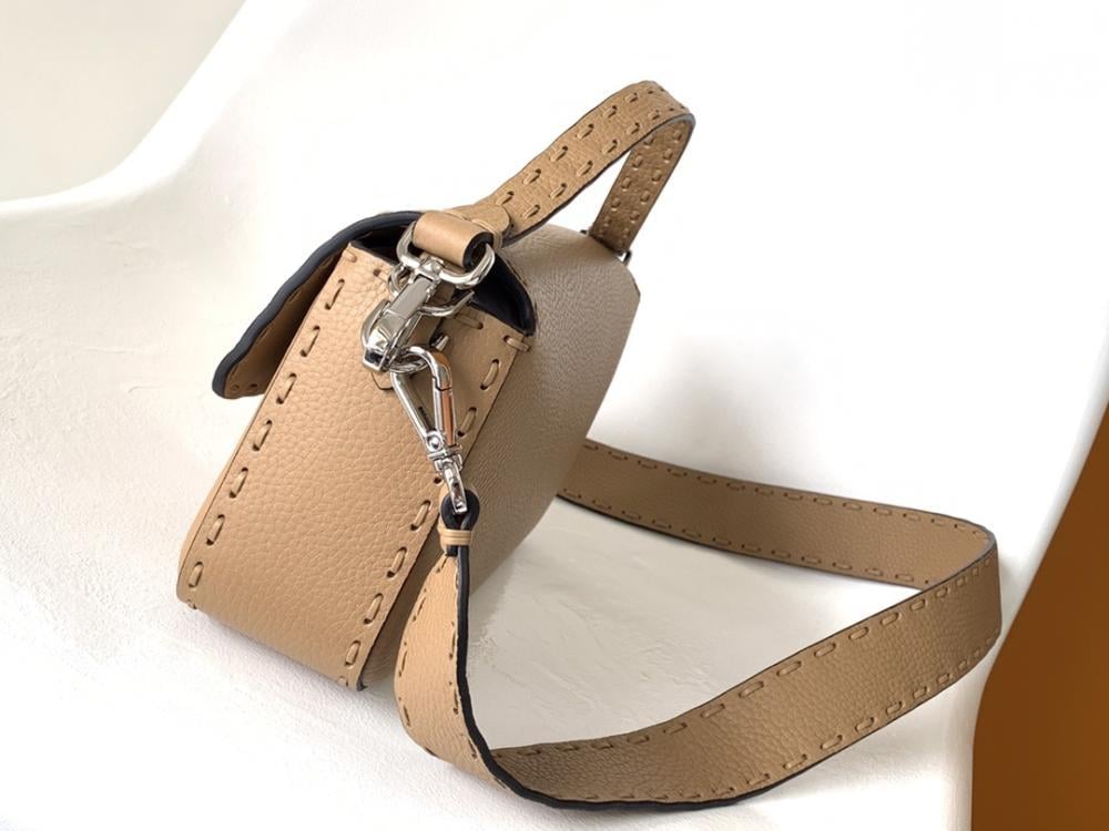 Classic Leather Top Handle Bag Style 78866516