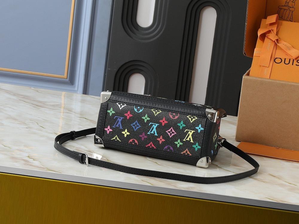 Modern Italian-Inspired Monogram Leather Shoulder Bag 25x19x11.5cm