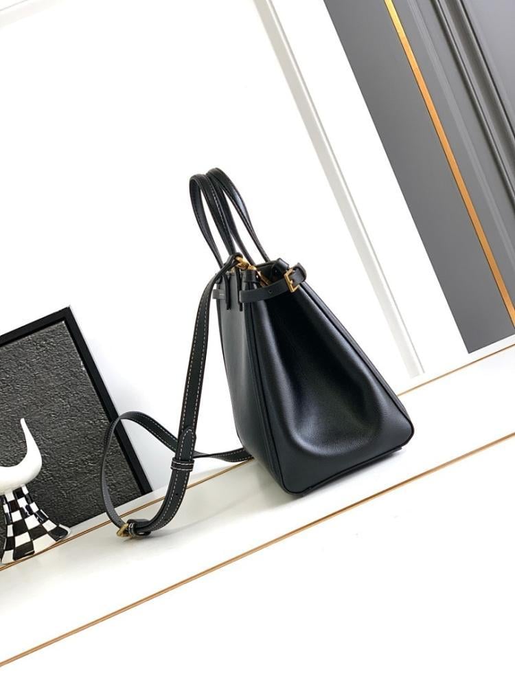 Luxury Gold Crossbody Bag