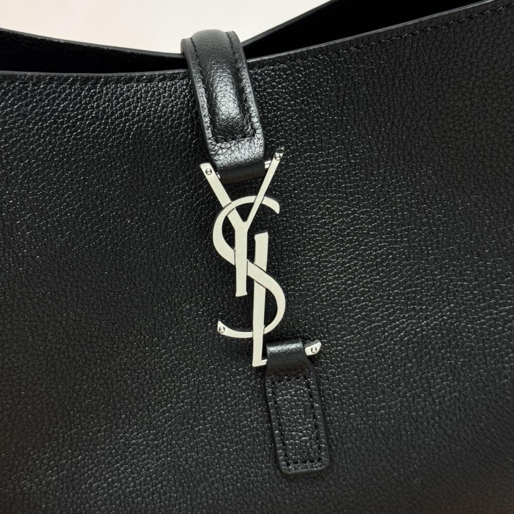Alma Leather Shoulder Bag Style 1298256398