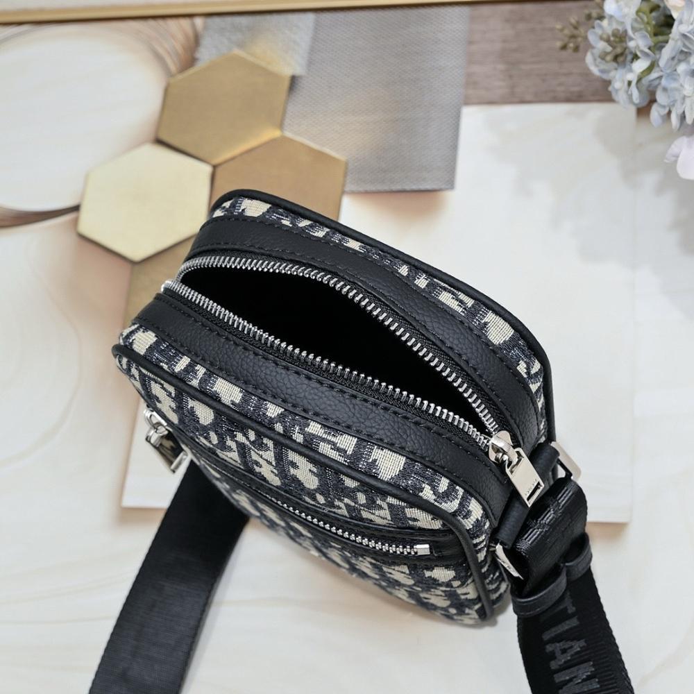 Luxury Stylish Black Printed Calfskin Shoulder Bag Black/Beige