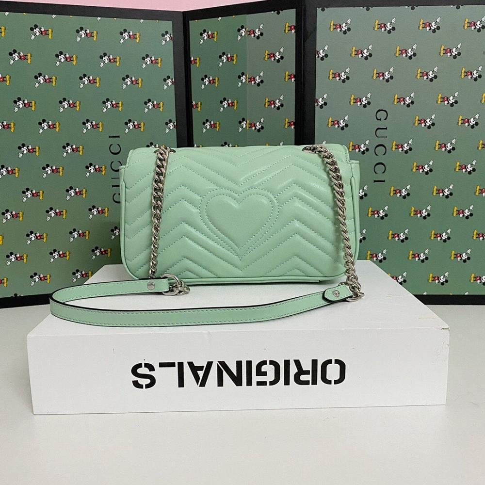 GG Marmont Shoulder Bag Style 641180971