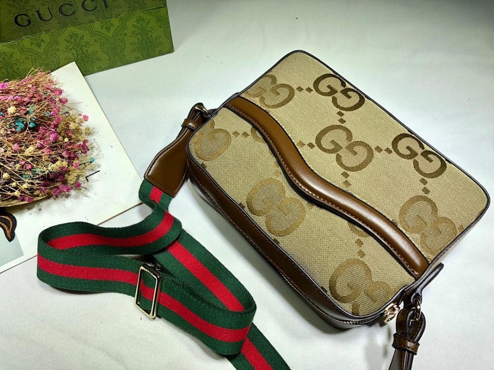 Modern Refined Monogram Leather Top Handle Bag 25.5x20x6cm