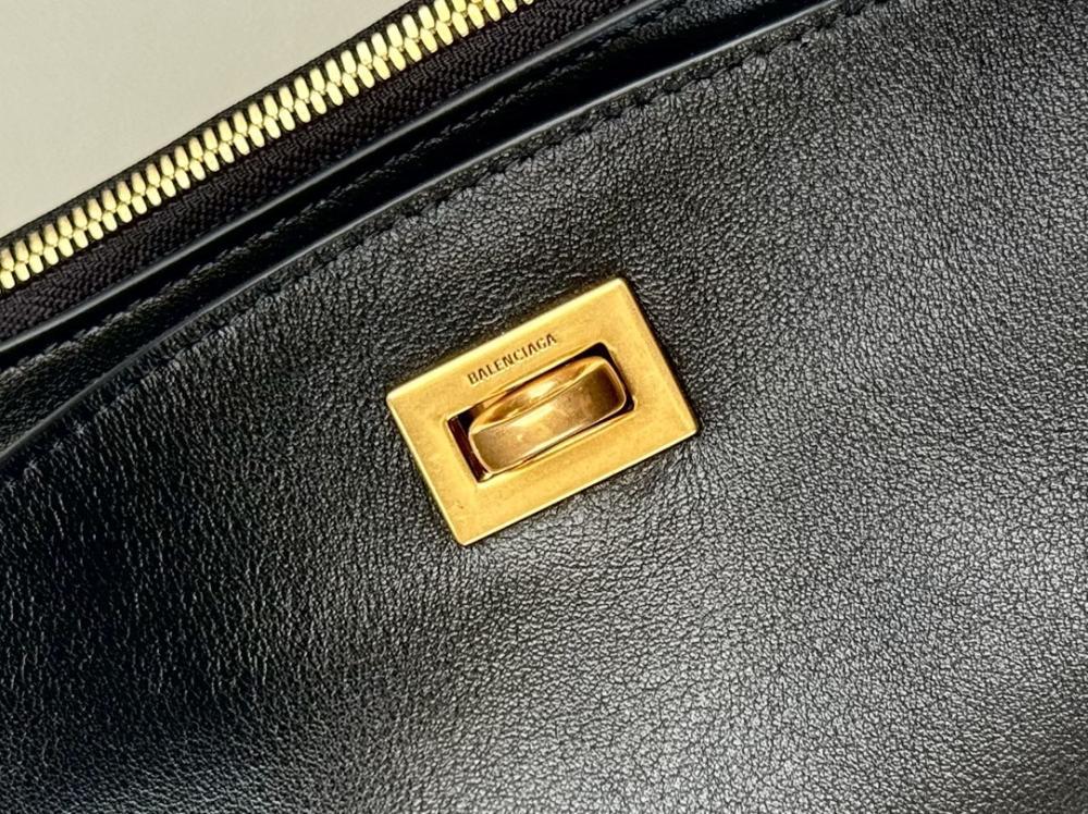 Classic Top Handle Bag Style 188452782