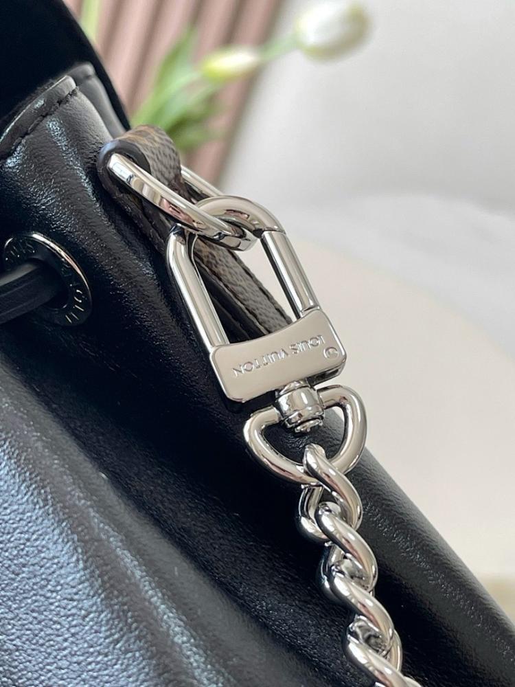 Luxury Stylish Black Leather Bag 28x30x18cm