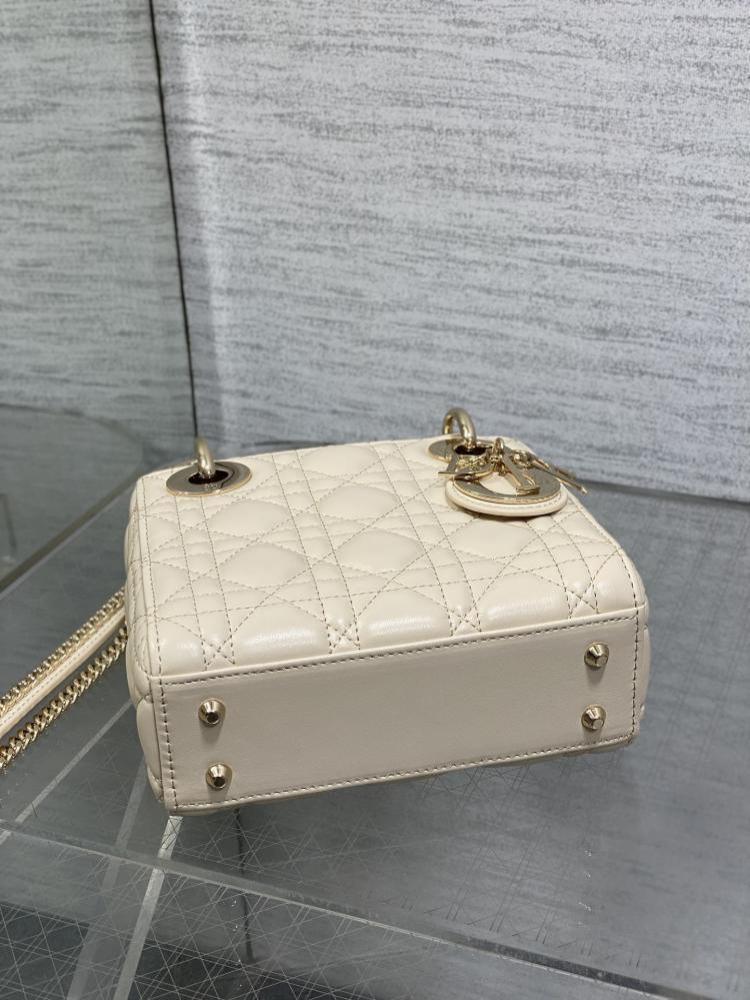 Luxury Top Handle Bag Style 273066465