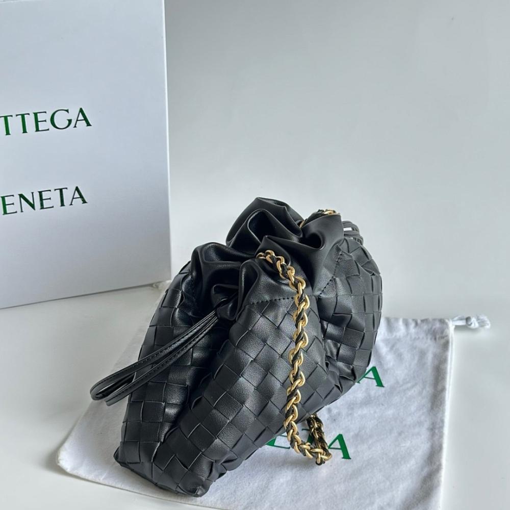 Stylish Calfskin Shoulder Bag 33x19x8cm