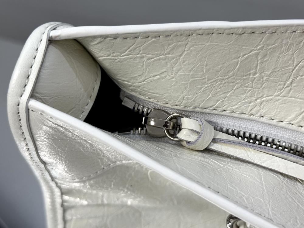 Classic Top Handle Bag Style 7585902