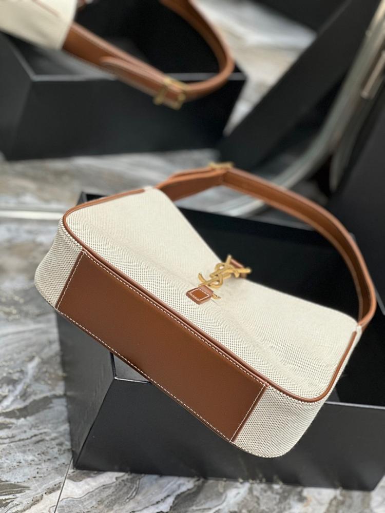Classic Crossbody Bag