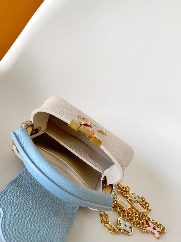 Leather Wallet Style 663748805