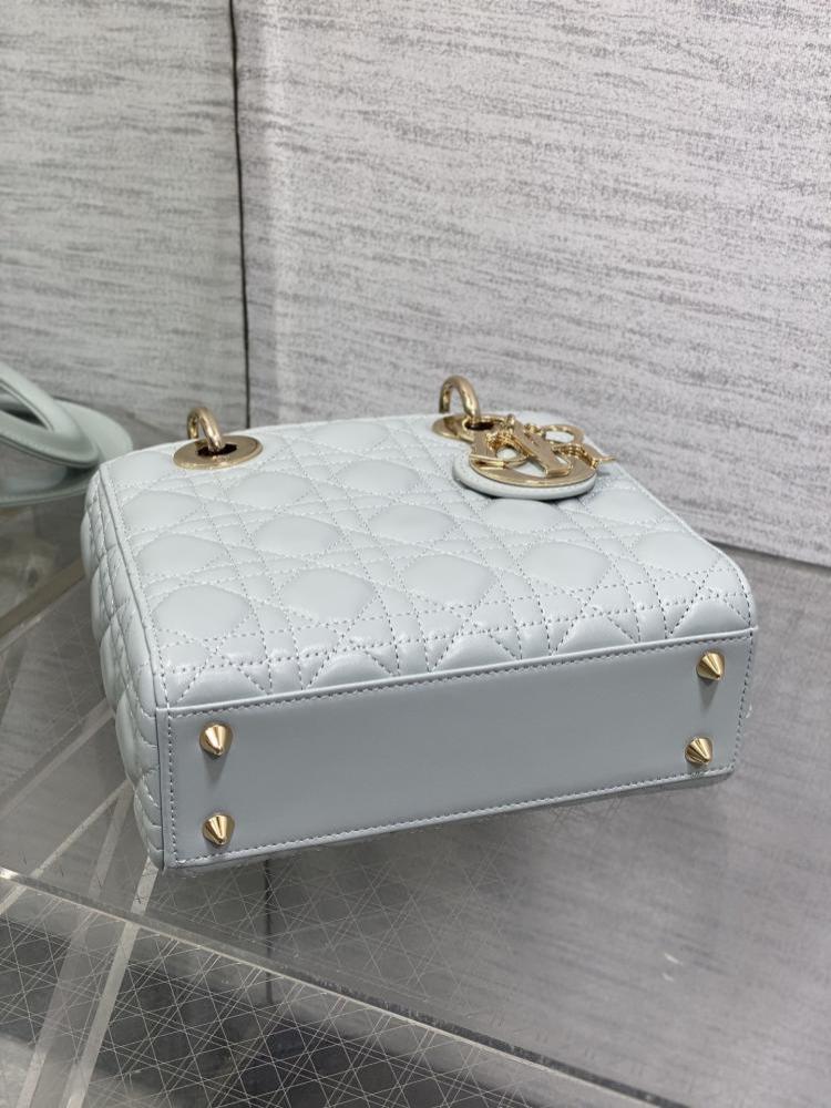 Classic Top Handle Bag Style 2069149635