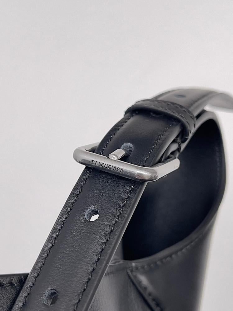 Modern Shoulder Bag