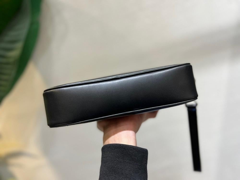 Elegant Premium Leather Top Handle Bag 25x15.5x6.5cm