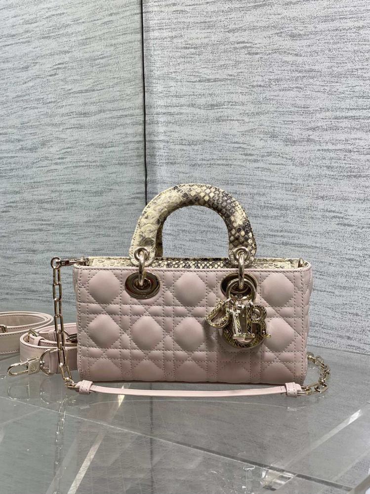 Top Handle Bag Style 218039359